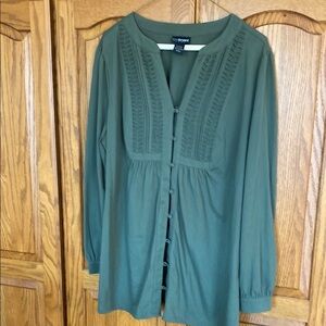 Lane Bryant Green Long Sleeve Buttoned Blouse